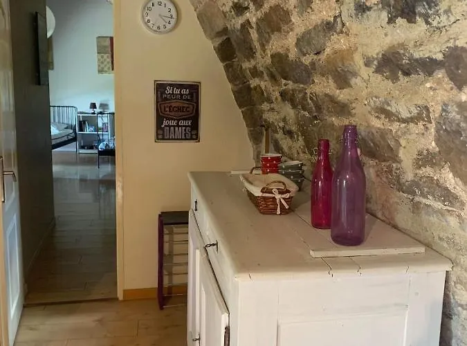 בית נופש Le Voute Confort Et Repos Saint-Beauzely